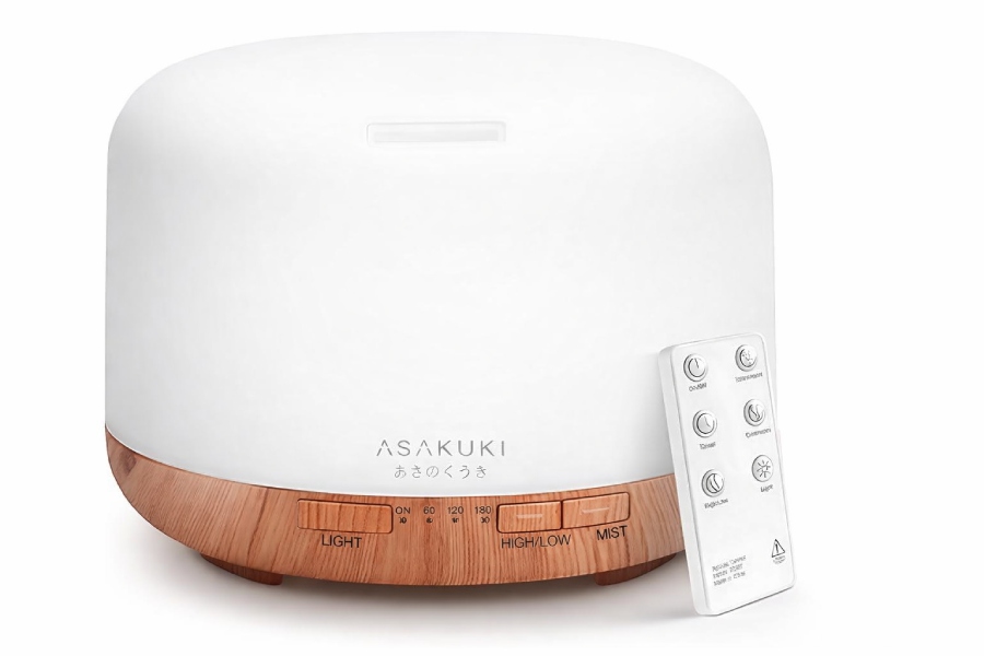 ASAKUKI essential oil diffuser with remote control, white and wood-grain design for aromatherapy and humidifying